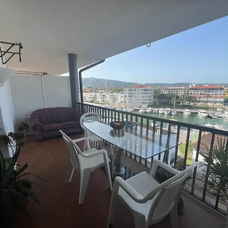 En Puerto Con Terraza Y Vistas Al Mar Appartement