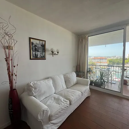 En Puerto Con Terraza Y Vistas Al Mar * بلاتجا ذارو