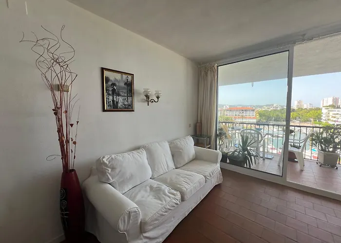 En Puerto Con Terraza Y Vistas Al Mar * Platja d'Aro