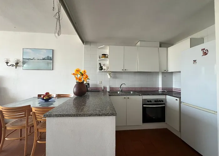 Daire En Puerto Con Terraza Y Vistas Al Mar *