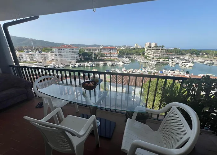 En Puerto Con Terraza Y Vistas Al Mar * Platja d'Aro